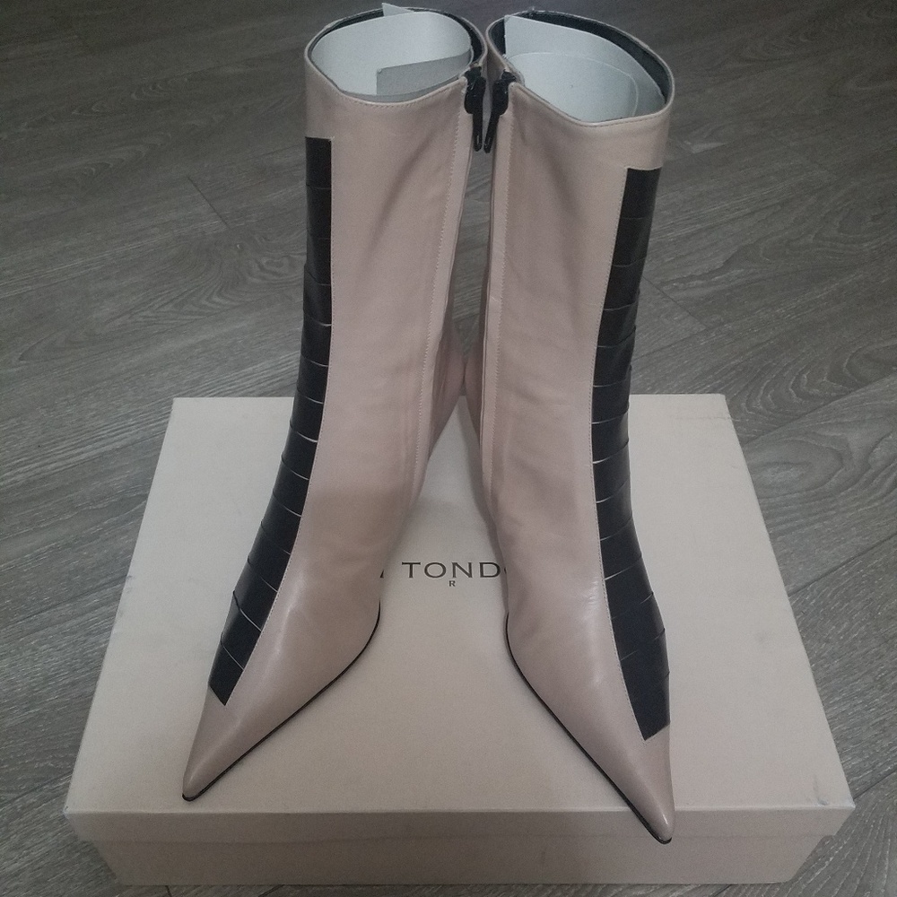 Alain Tondowski Paris Cream/Black Boots